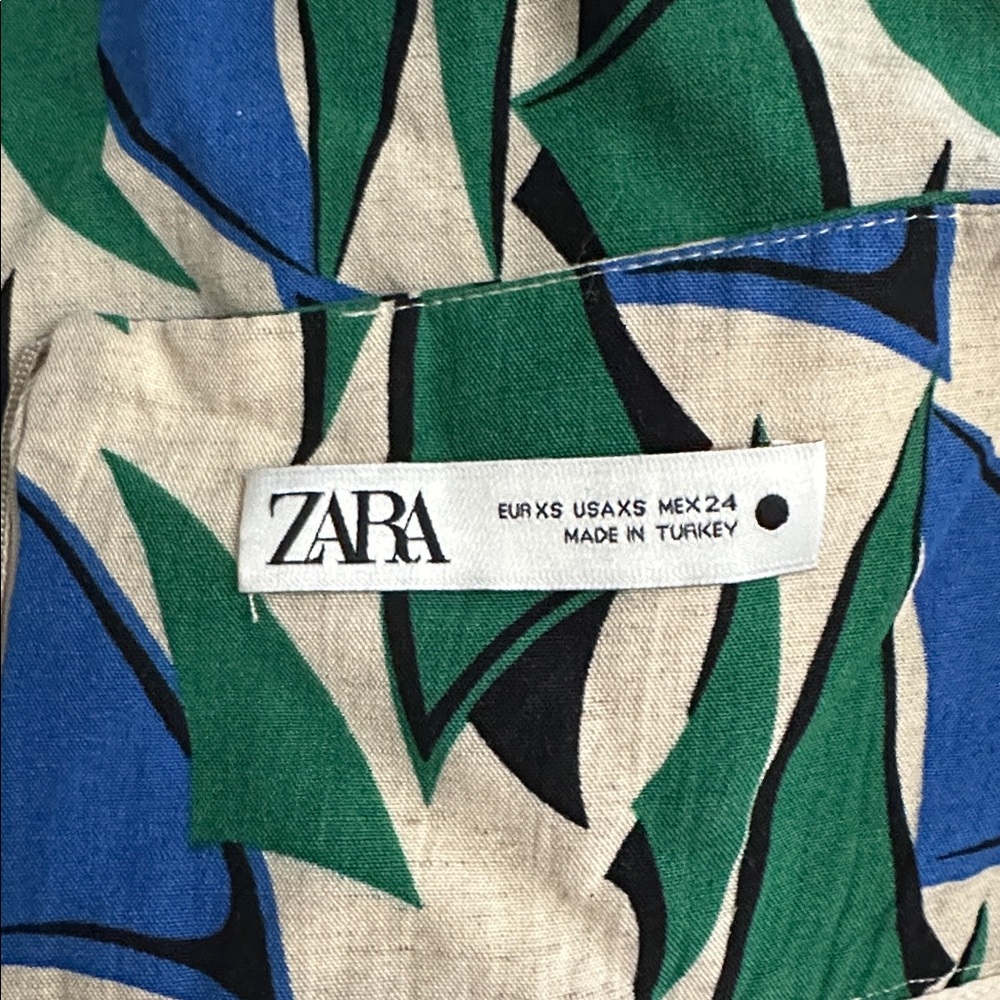 Zara Set - Picture 4 of 5